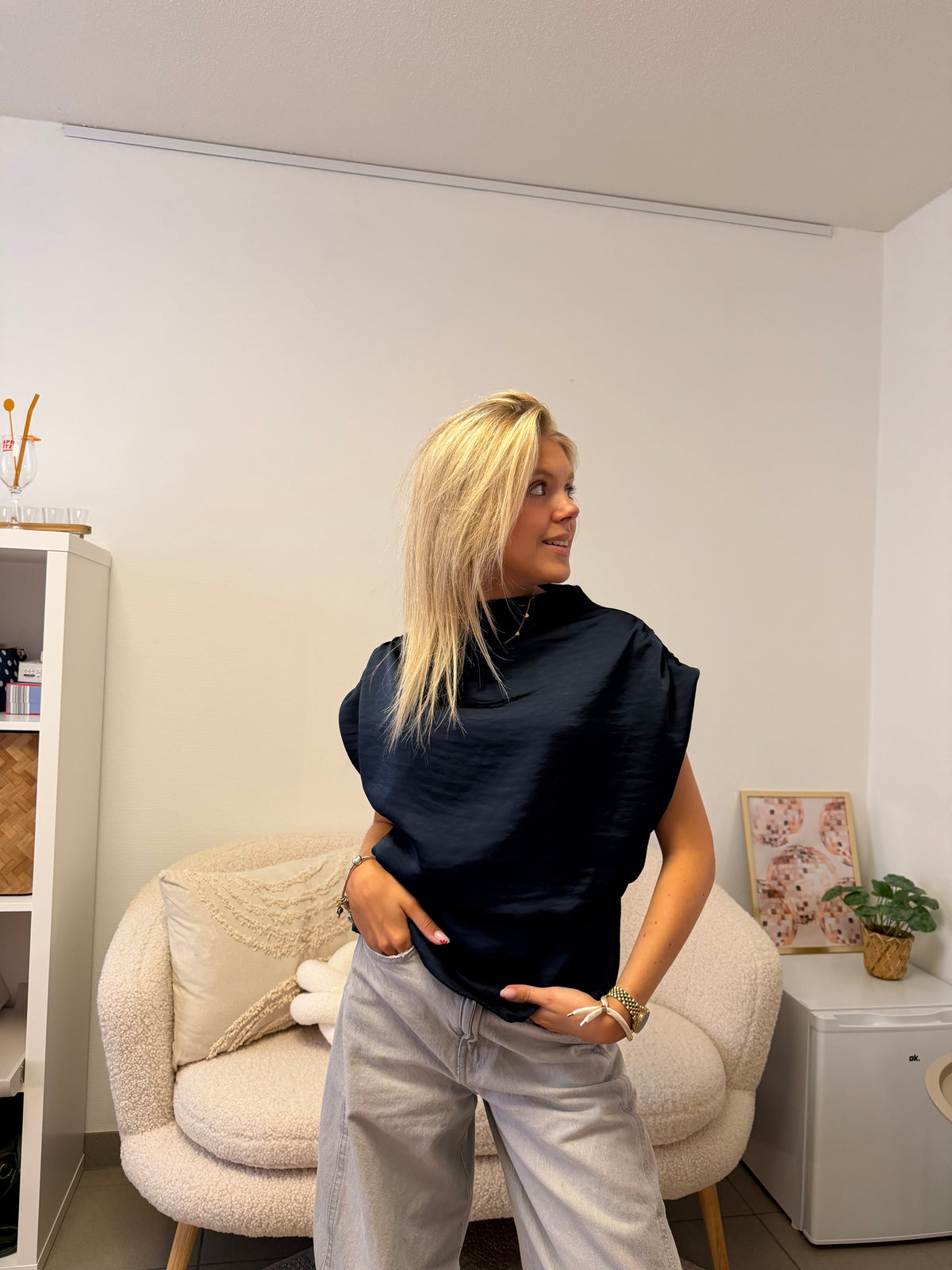 The Muse Top Blue